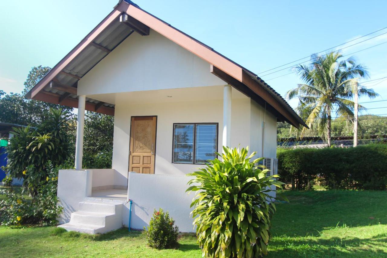 Tk Beach Resort Koh Mak Esterno foto