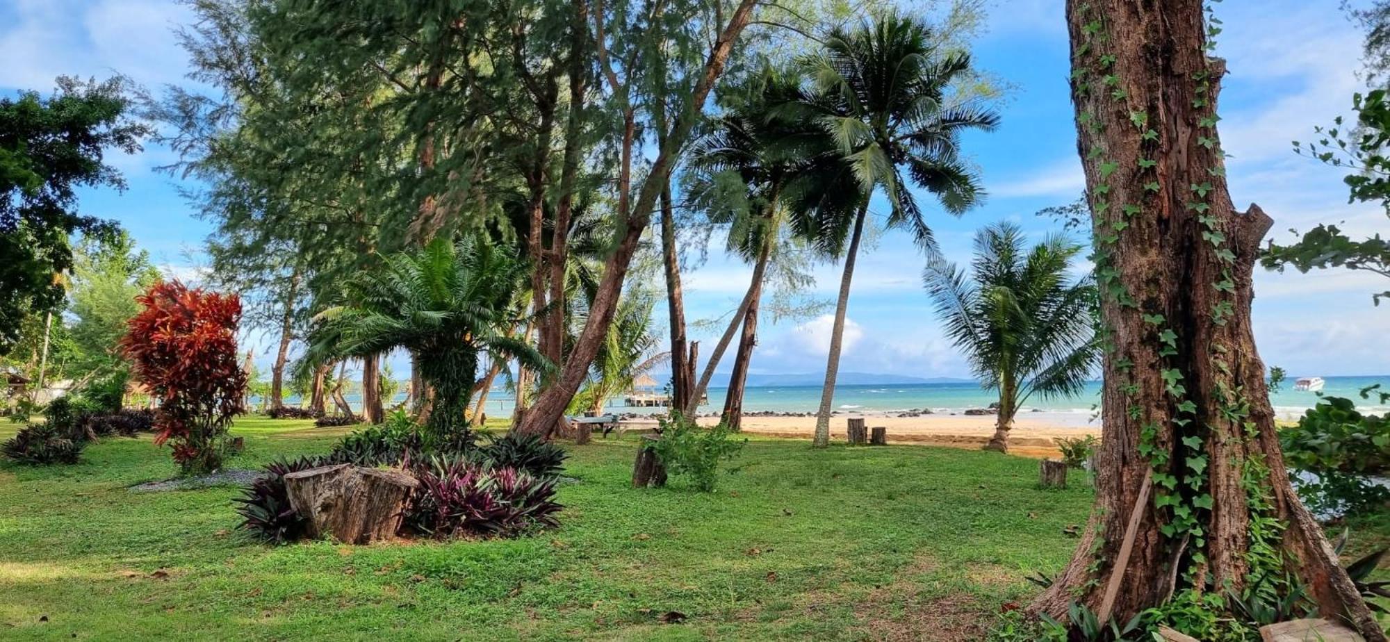 Tk Beach Resort Koh Mak Esterno foto